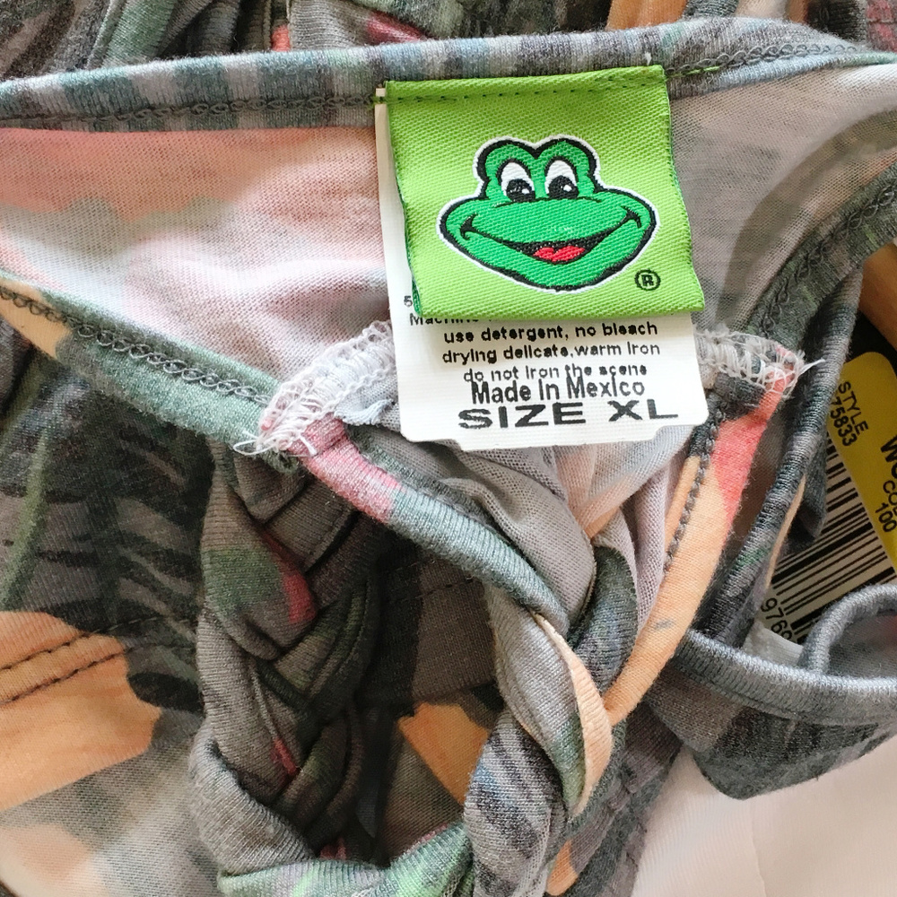 Senior Frog's Racerback Tank Braid Detail - Picture 5 of 7